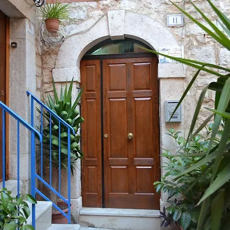 Palais Josephine Trani
